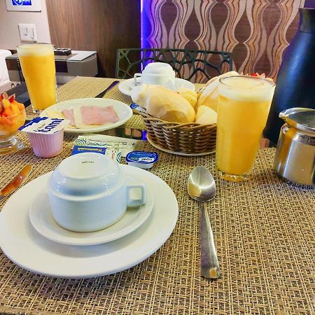 Motel Dallas Belo Horizonte Eksteriør billede